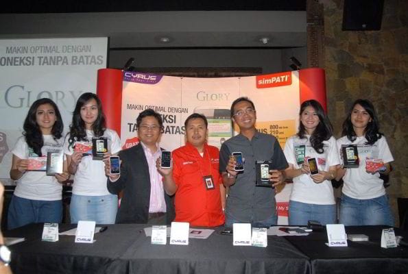 Cyrus Perkenalkan Glory, Smartphone Murah Meriah Bagi Pemula 20 launching cyrus glory1
