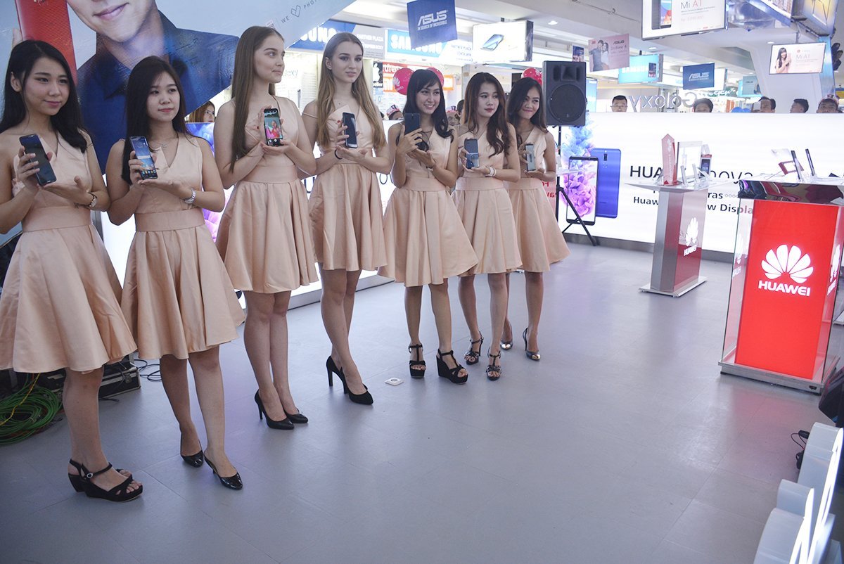 Huawei Official Store Hadir di ITC Roxy Mas 21 huawei 2