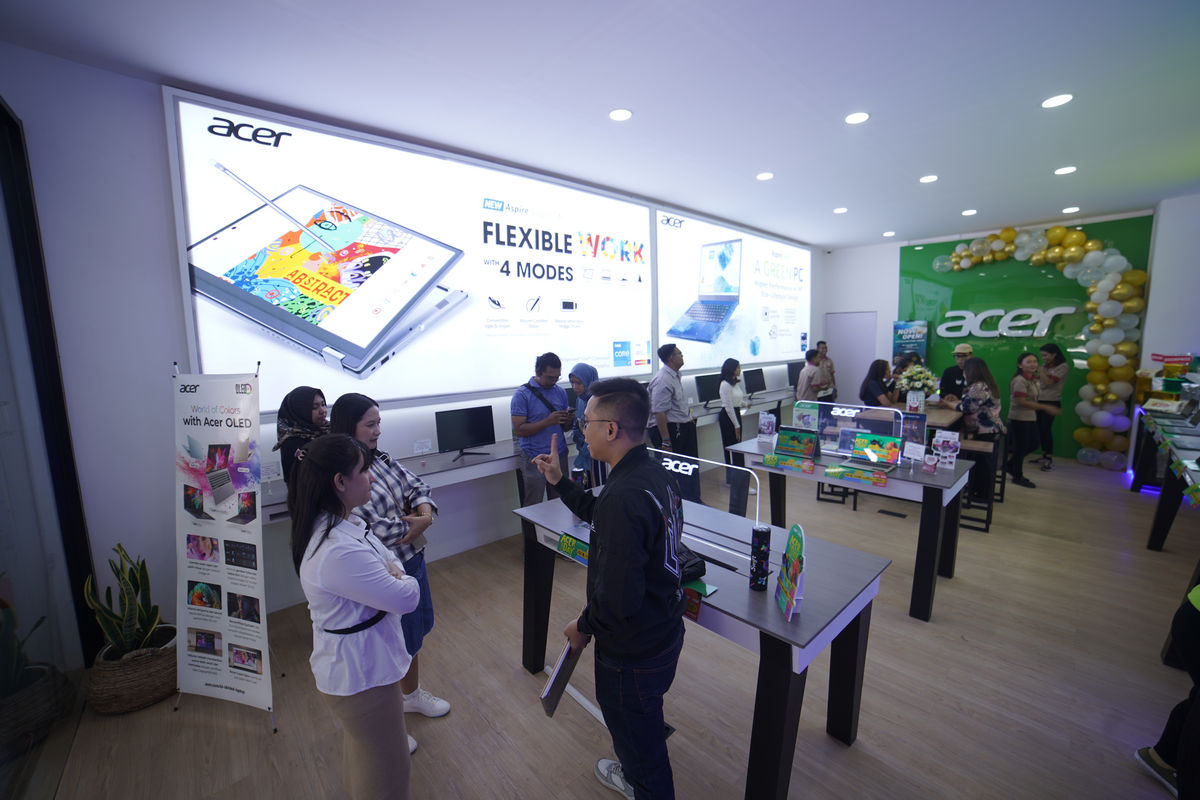 Suasana Acer Exclusive Store Kupang