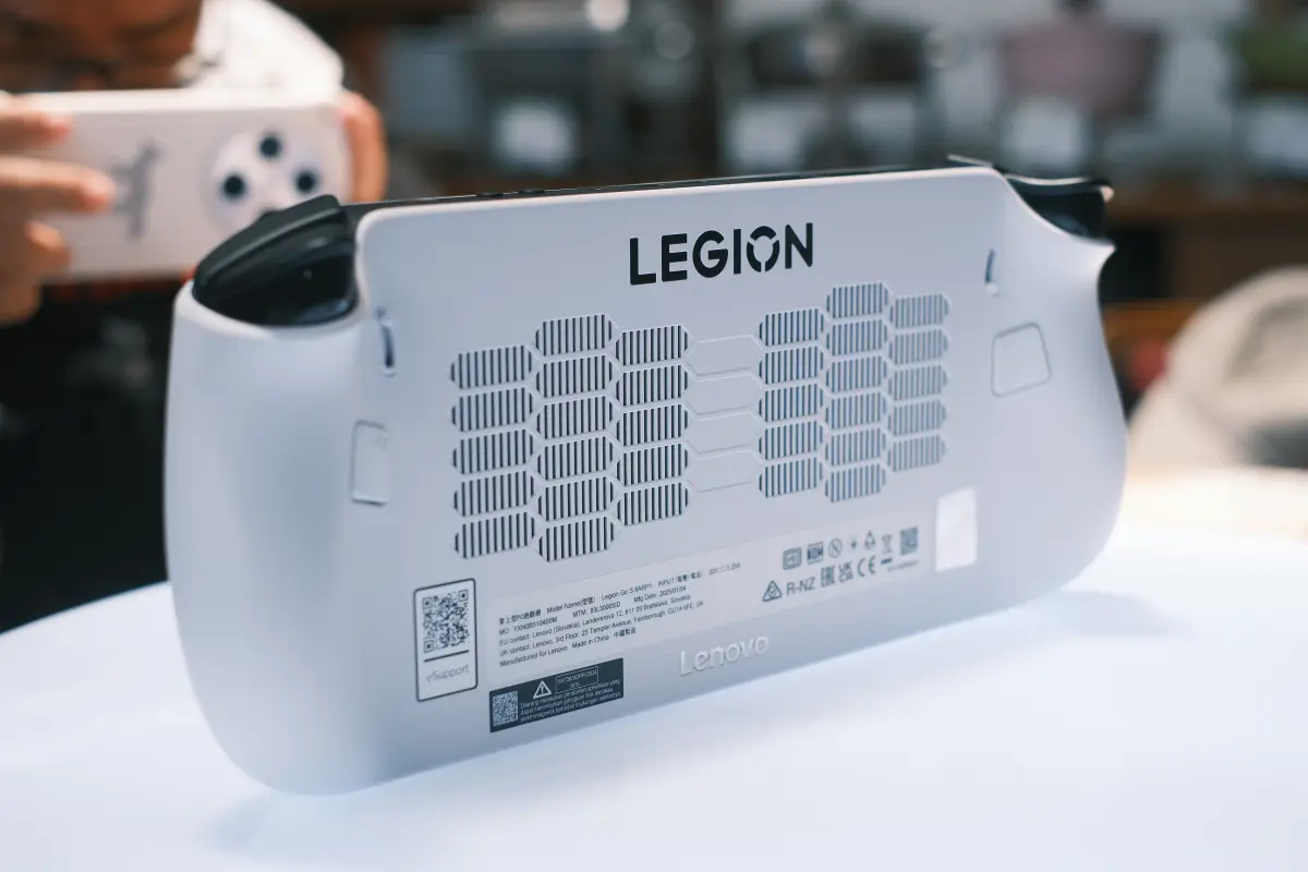 Lenovo Legion Go S 2