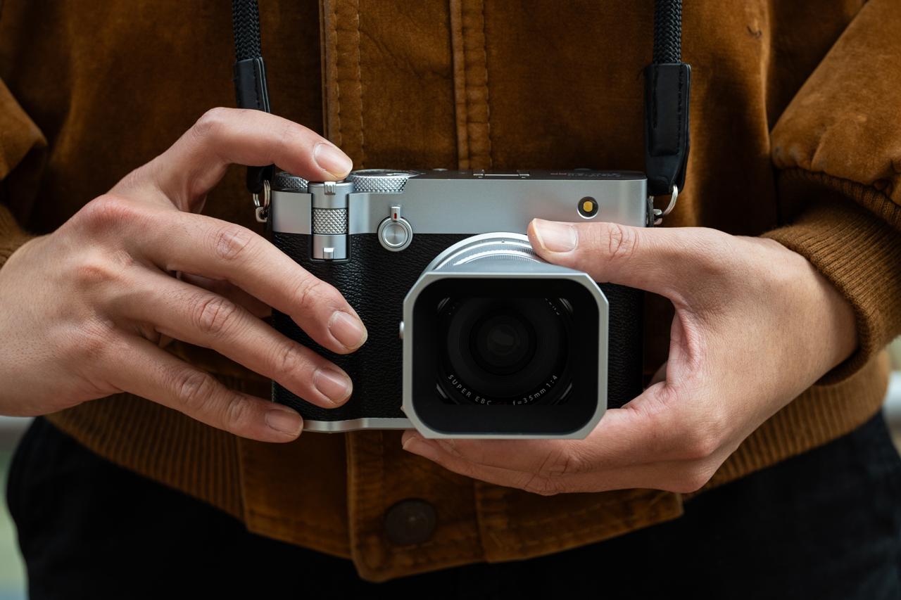 Fujifilm GFX100RF