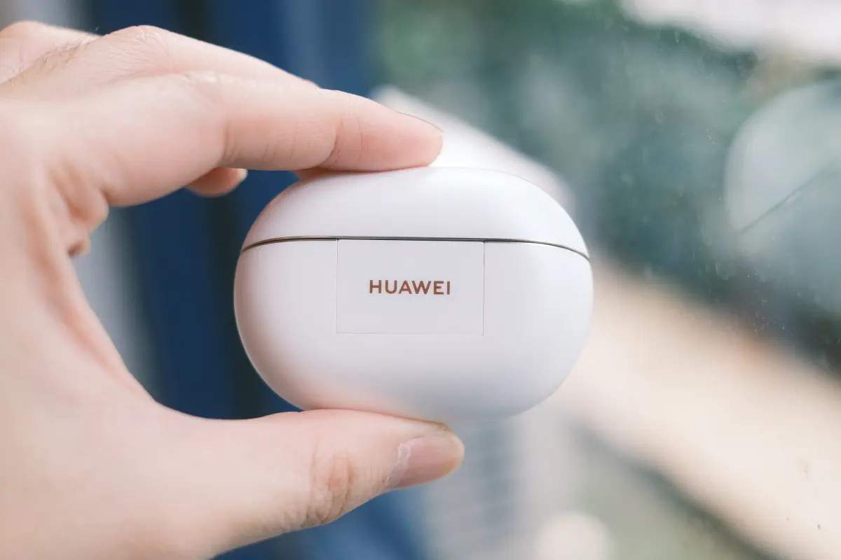 Huawei FreeBuds Pro 4 6