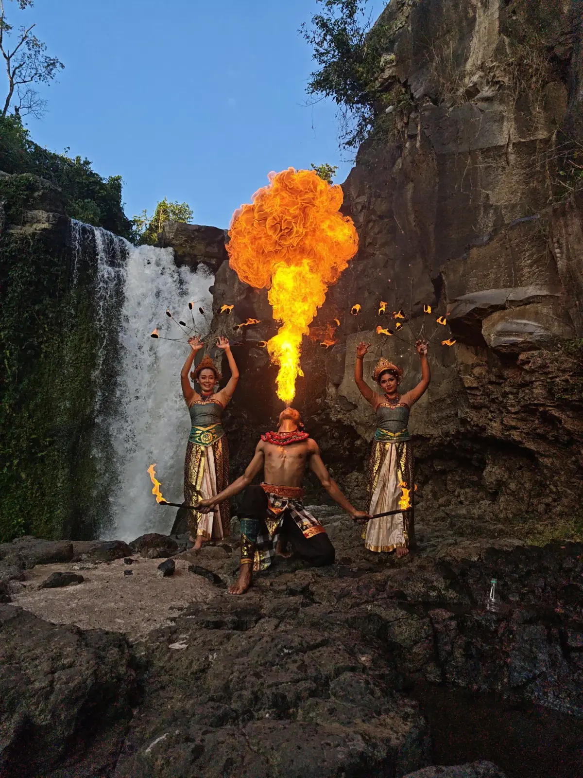 penyembur api depan 2