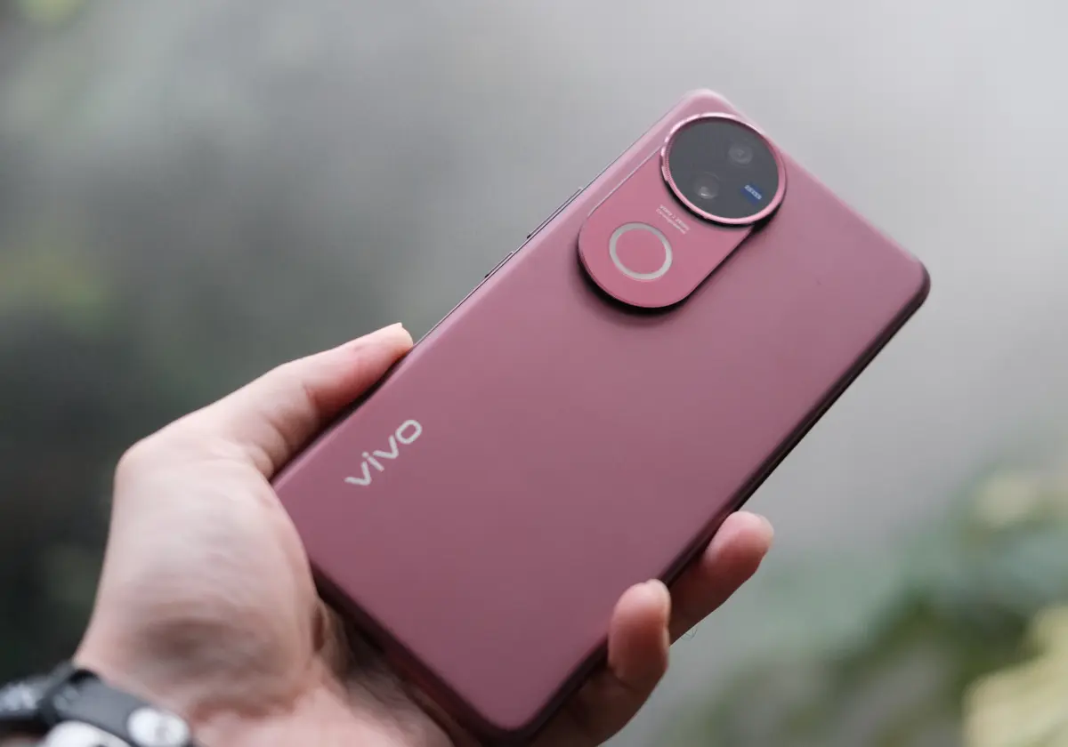 vivo V50 6