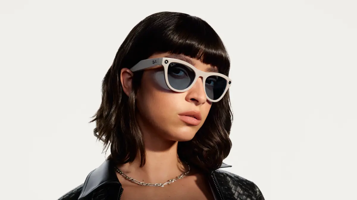 Ray-Ban Meta Glasses 2025