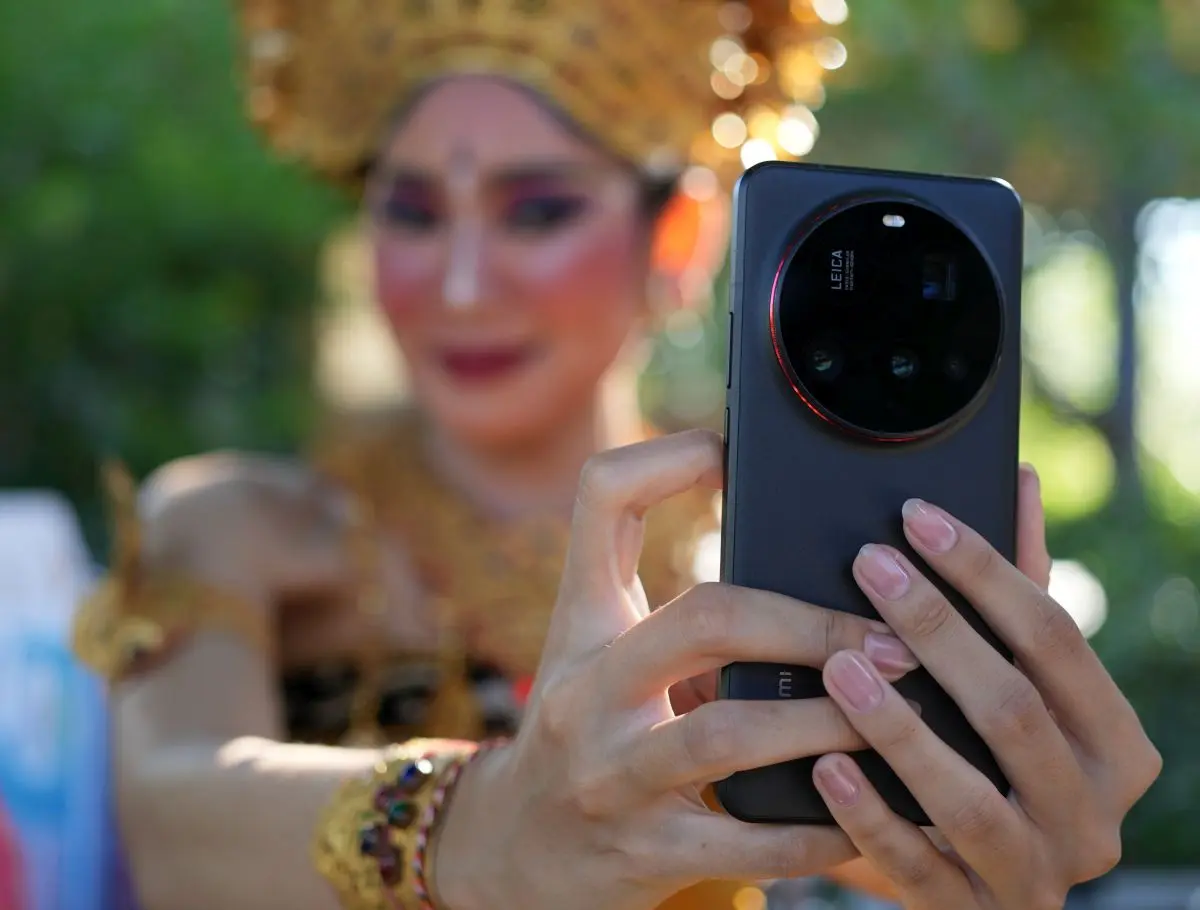 kamera xiaomi 15 ultra lensa